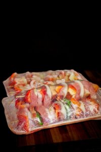 Brochettes de pollo y cerdo