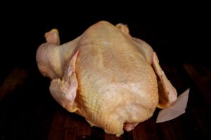 Pollo sin cogote ni menudos